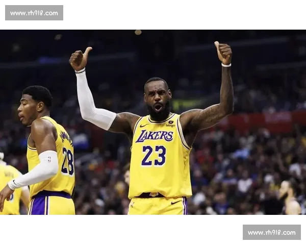 詹姆斯暗示退役后进军好莱坞：需「合适剧本 + 时间」双条件驱动