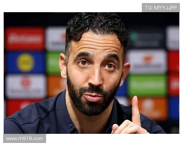 曼联锋线转向！埃基蒂克天价令红魔锁定 5000 万欧新目标